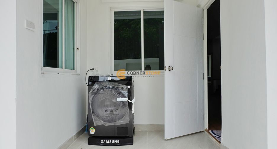 For rent 4 bedrooms house in Bang Lamung, Chonburi