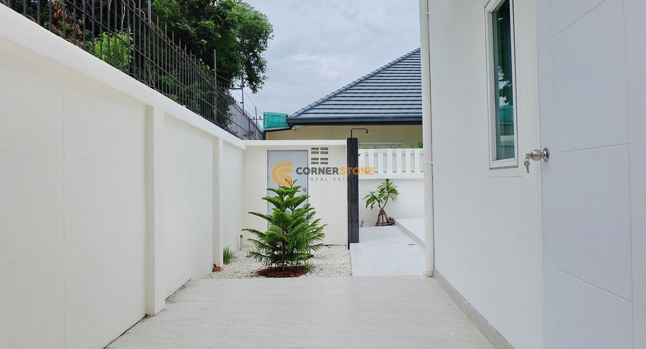 For rent 4 bedrooms house in Bang Lamung, Chonburi