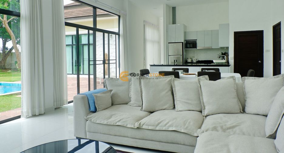 For rent and for sale 4 bedrooms house in Bang Lamung, Chonburi
