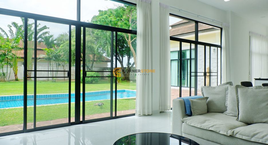 For rent and for sale 4 bedrooms house in Bang Lamung, Chonburi