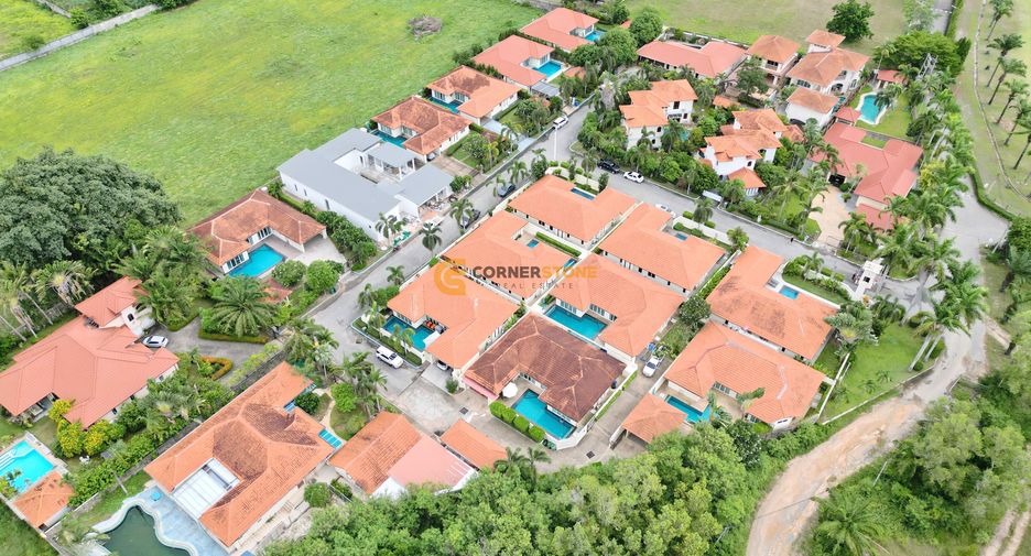 For rent 4 bedrooms house in Bang Lamung, Chonburi
