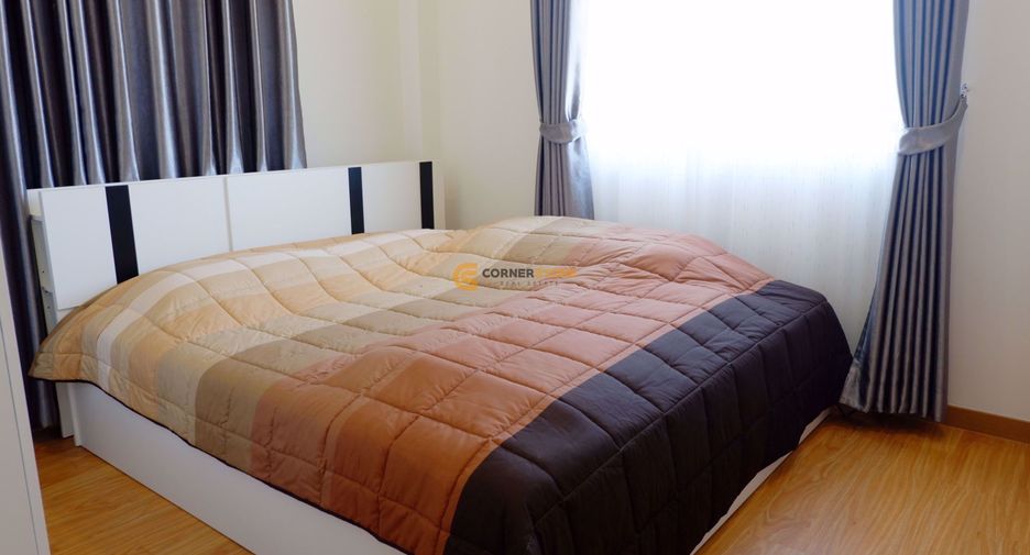 Casa en alquiler de 3 habitaciones en Bang Lamung, Chonburi