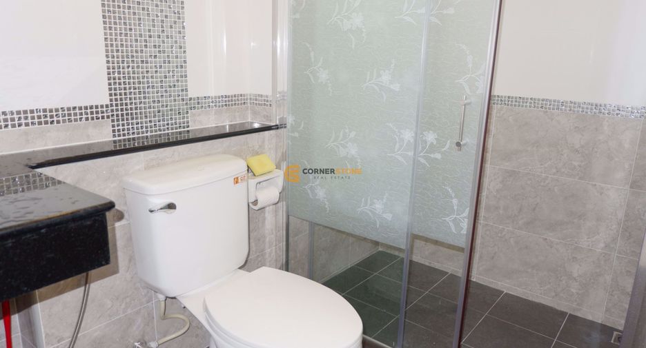 Casa en alquiler de 3 habitaciones en Bang Lamung, Chonburi