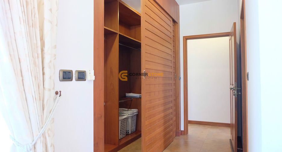 For rent 3 bedrooms house in Huay Yai, Pattaya