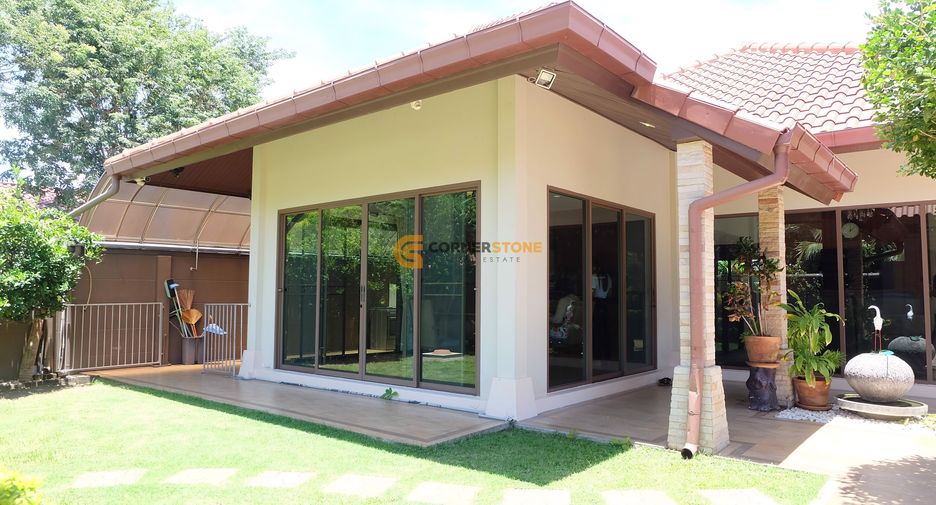 For rent 3 bedrooms house in Huay Yai, Pattaya