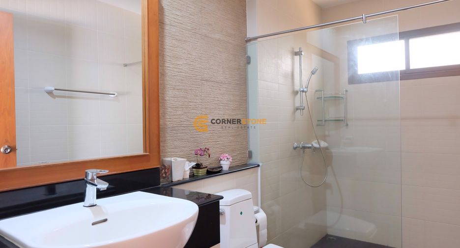 For rent 3 bedrooms house in Huay Yai, Pattaya
