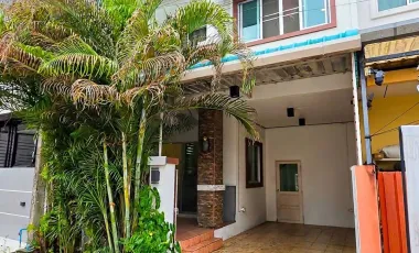 出售 3 卧室 联排别墅 在 塔朗, 普吉