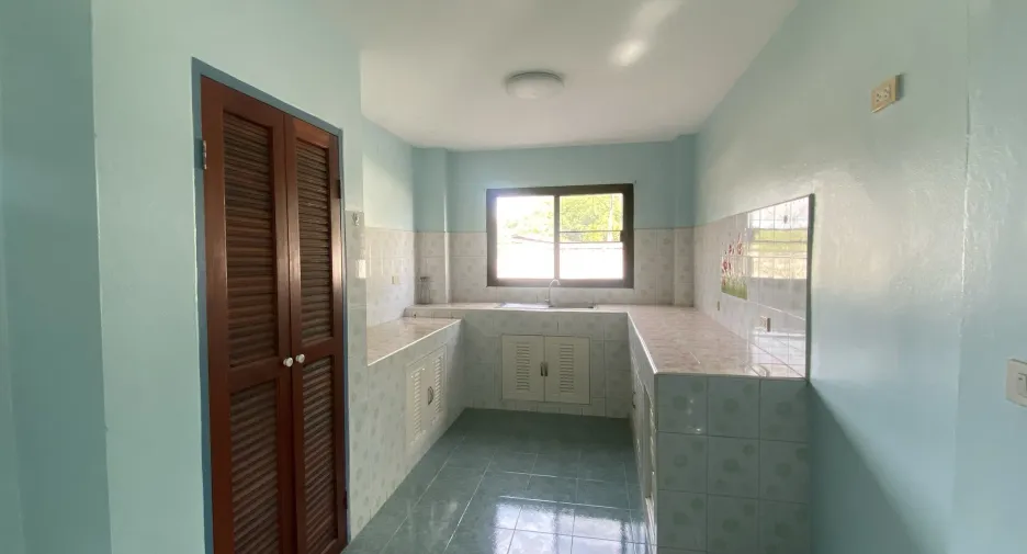 Haus zum Kauf mit 4 Zimmer in Phanom Thuan, Kanchanaburi
