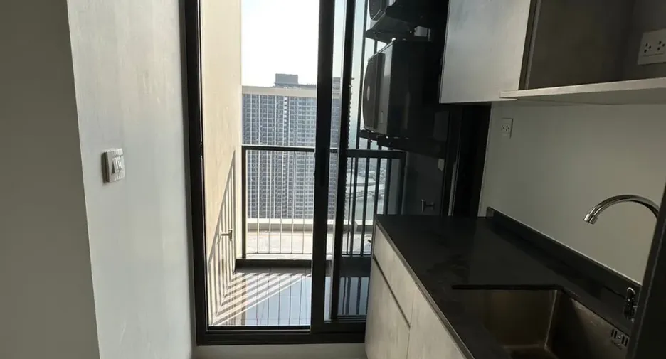 Wohnung zum Kauf mit 1 Zimmer in Mueang Nonthaburi, Nonthaburi