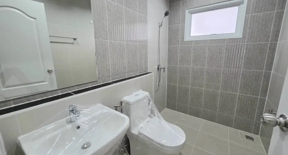 For sale 4 bedrooms house in Bang Yai, Nonthaburi