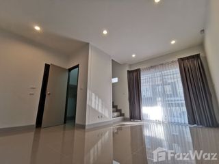 For rent 3 bedrooms townhouse in Bang Bua Thong, Nonthaburi