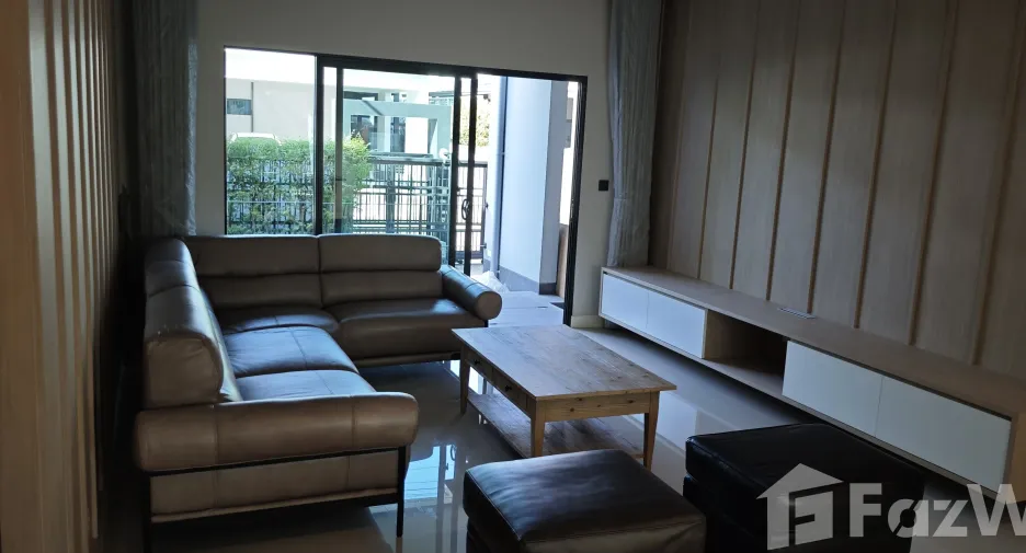For sale and for rent 5 bedrooms house in Lam Luk Ka, Pathum Thani