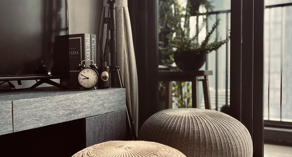 For sale and for rent 2 bedrooms condo in Huai Khwang, Bangkok