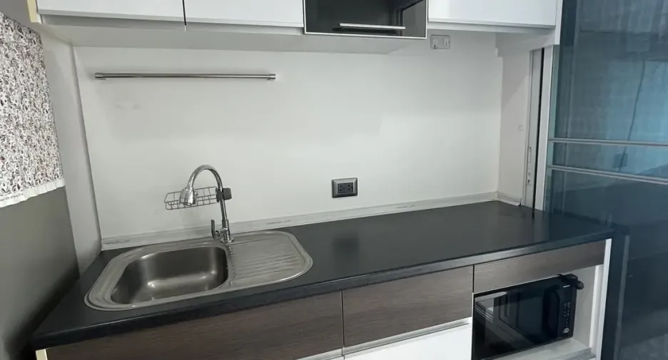 For rent 1 bed condo in Huai Khwang, Bangkok