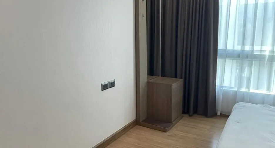 For rent 1 bed condo in Huai Khwang, Bangkok