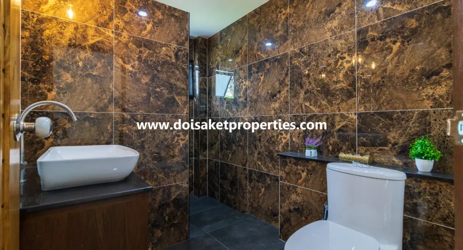 For rent and for sale 4 bedrooms house in Doi Saket, Chiang Mai
