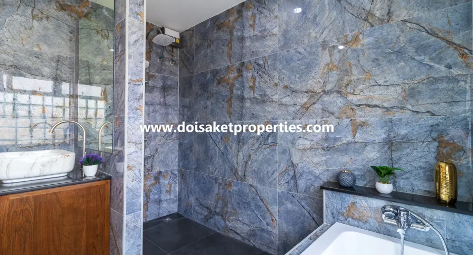 For rent and for sale 4 bedrooms house in Doi Saket, Chiang Mai