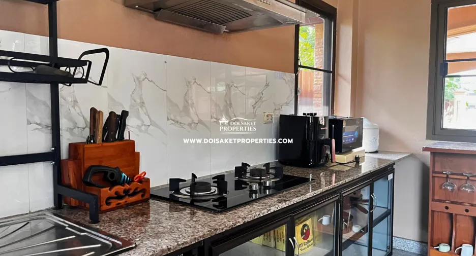 For rent 4 bedrooms house in Doi Saket, Chiang Mai