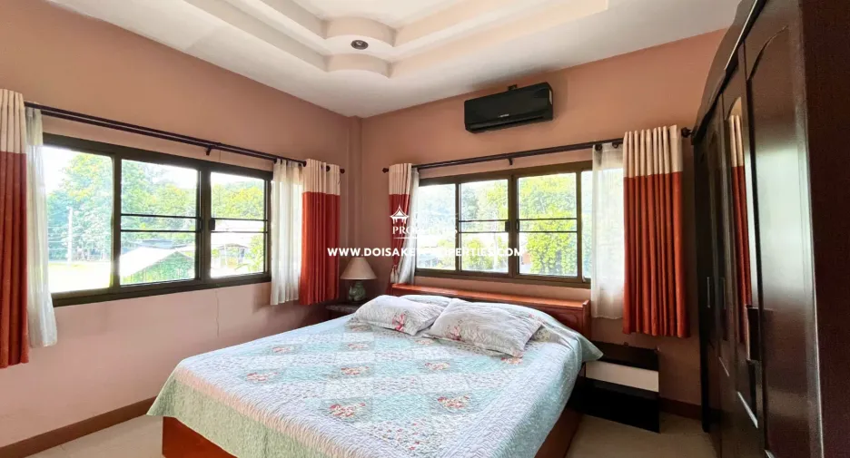 For rent 4 bedrooms house in Doi Saket, Chiang Mai
