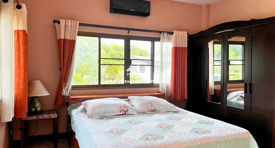 For rent 4 bedrooms house in Doi Saket, Chiang Mai
