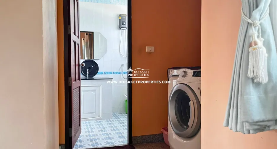 For rent 4 bedrooms house in Doi Saket, Chiang Mai