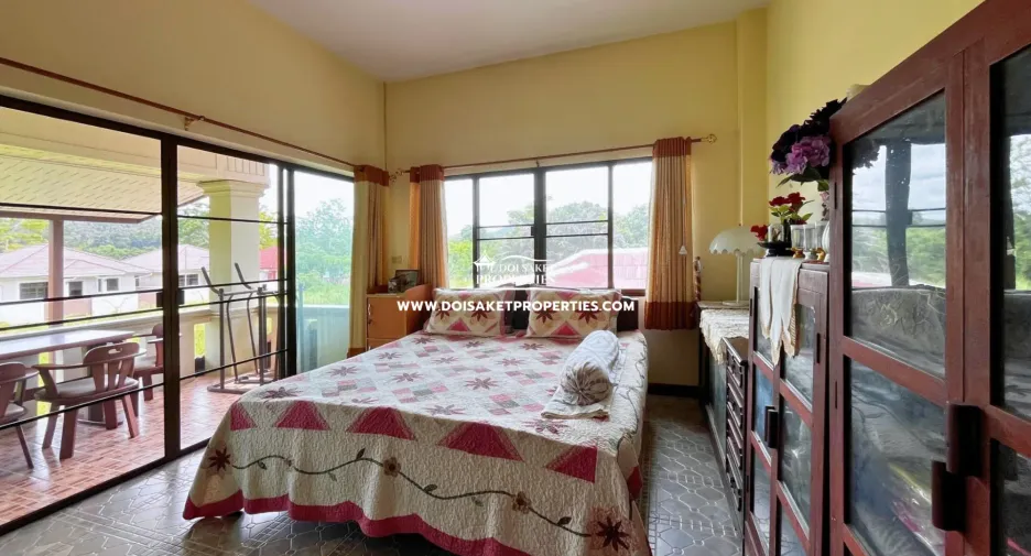 Haus zum Kauf mit 4 Zimmer in Doi Saket, Chiang Mai