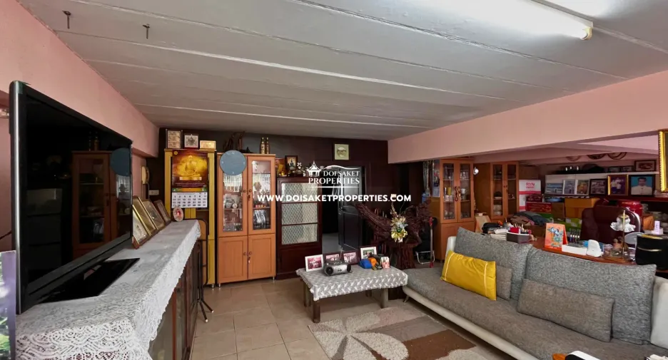 Haus zum Kauf mit 4 Zimmer in Doi Saket, Chiang Mai