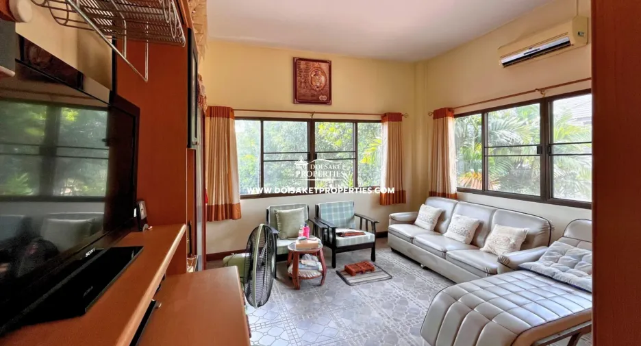 Haus zum Kauf mit 4 Zimmer in Doi Saket, Chiang Mai