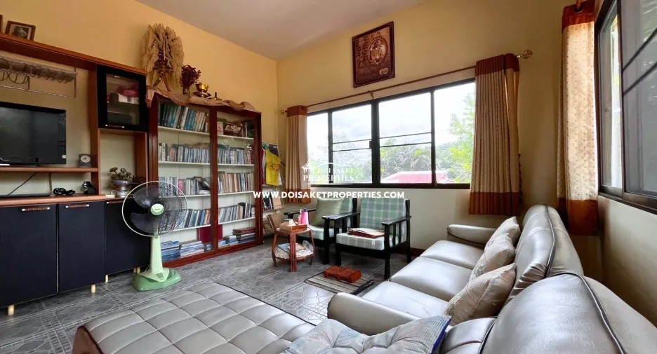 Haus zum Kauf mit 4 Zimmer in Doi Saket, Chiang Mai