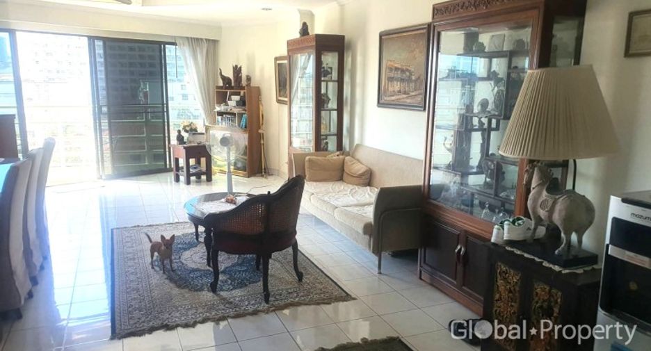 For sale 1 bed condo in Jomtien, Pattaya