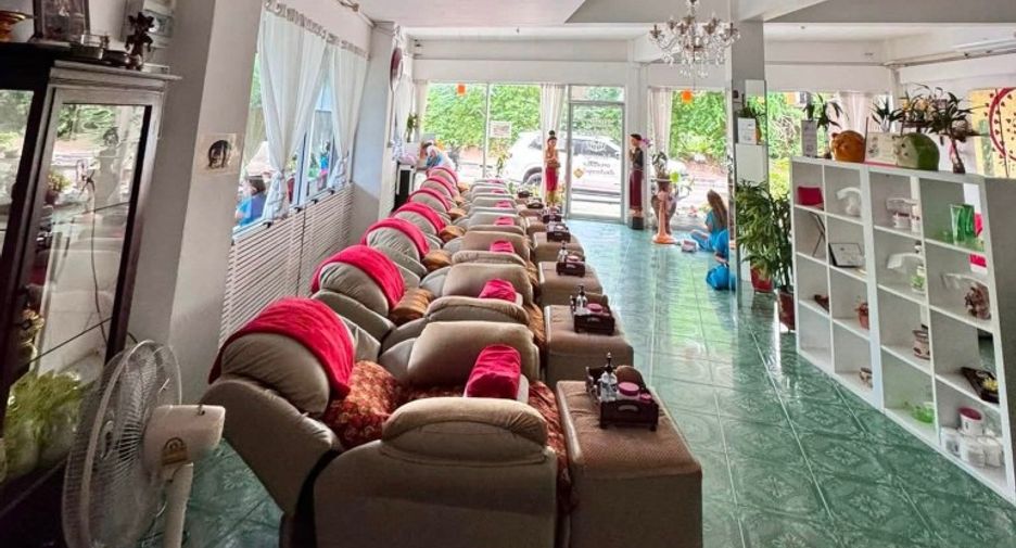 Gewerbefläche zum Kauf in Bang Lamung, Chonburi