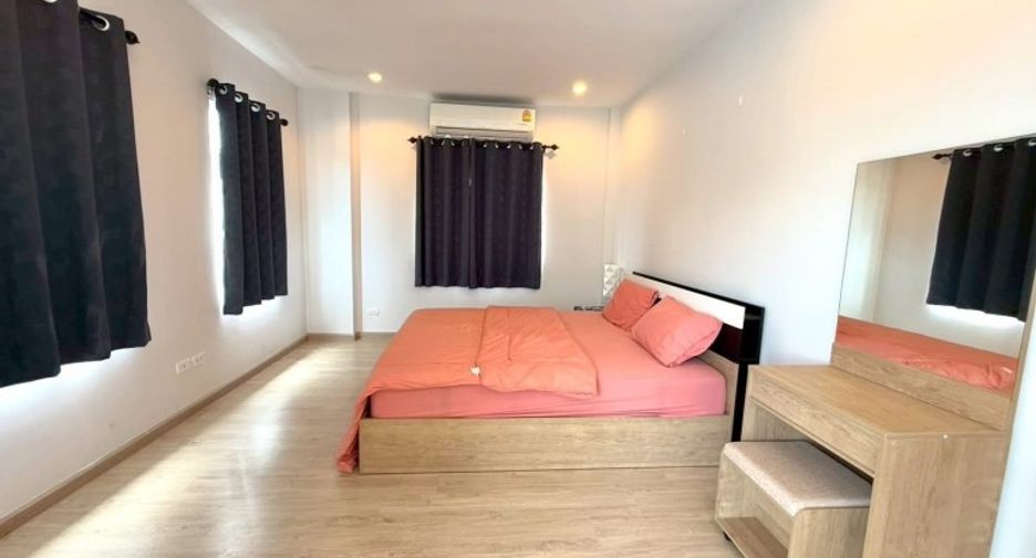 For sale 3 bedrooms house in Bang Lamung, Chonburi