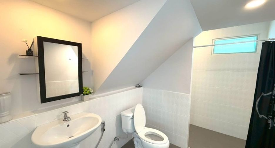 For sale 3 bedrooms house in Bang Lamung, Chonburi