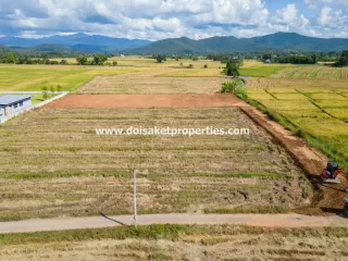 À vendre terrain à Doi Saket, Chiang Mai
