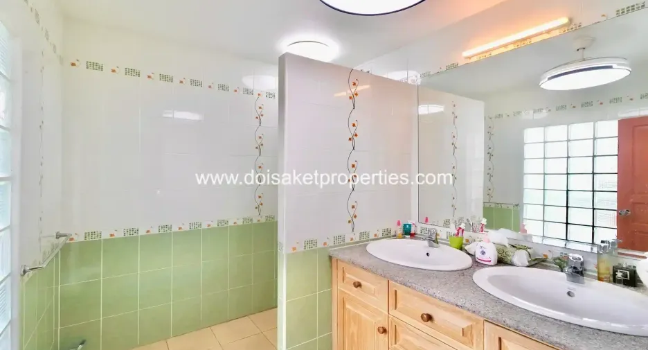 For sale 2 bedrooms house in Doi Saket, Chiang Mai
