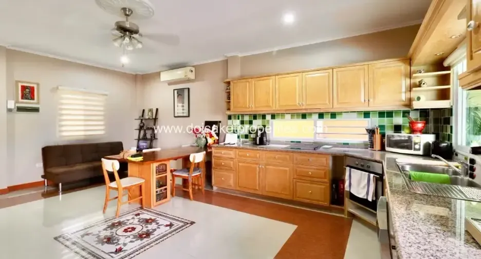 For sale 2 bedrooms house in Doi Saket, Chiang Mai