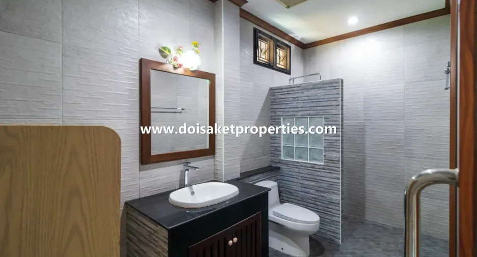 For sale 2 bedrooms house in Doi Saket, Chiang Mai
