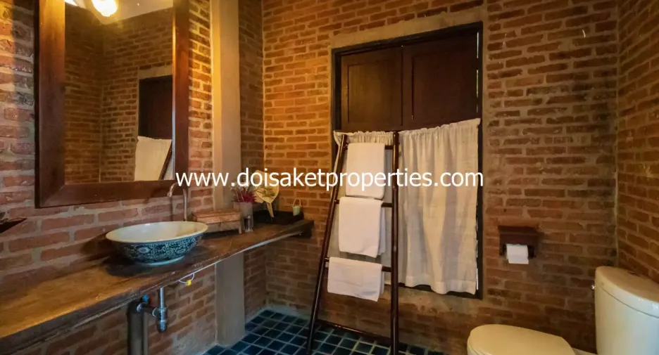For rent 2 bedrooms house in Doi Saket, Chiang Mai