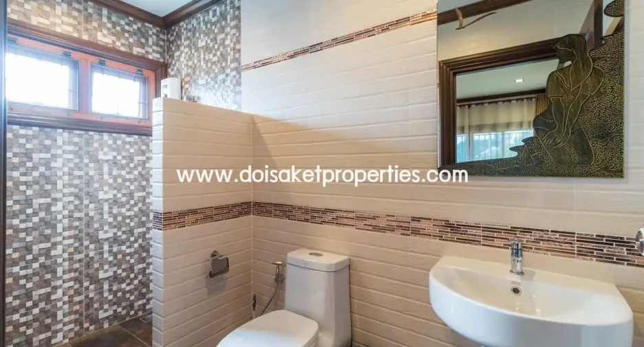 For rent and for sale 4 bedrooms house in San Sai, Chiang Mai