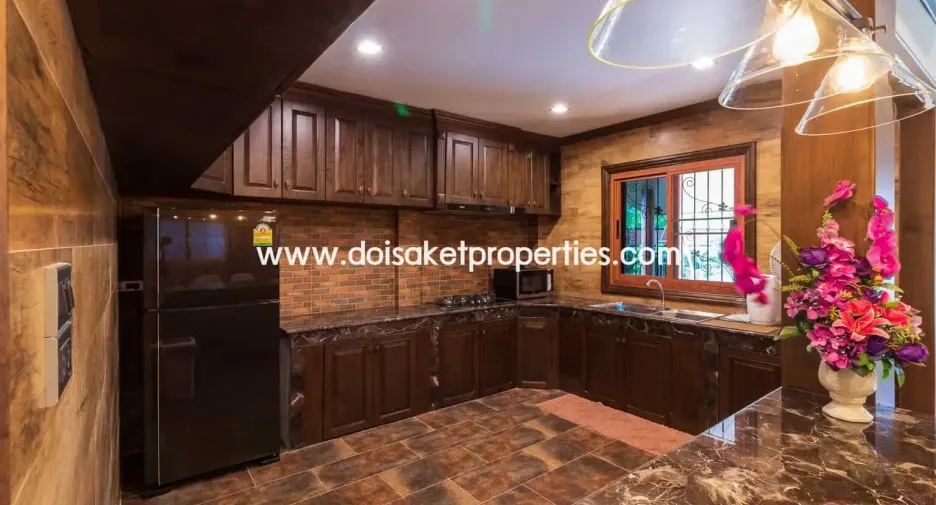 For rent and for sale 4 bedrooms house in San Sai, Chiang Mai