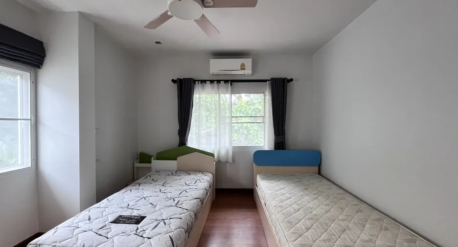 For rent 3 bedrooms house in Mueang Chiang Mai, Chiang Mai