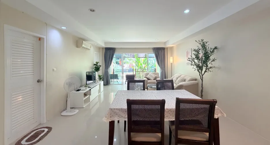 For sale and for rent 2 bedrooms hotel in Mueang Phuket, Phuket
