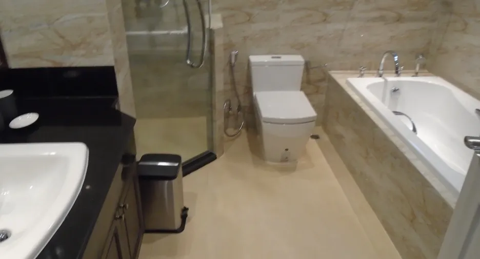 For rent 3 ベッドルーム apartment in Pathum Wan, Bangkok