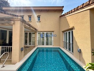 For rent 4 bedrooms house in Bang Lamung, Chonburi