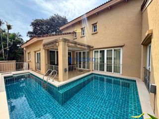 For rent 4 bedrooms house in Bang Lamung, Chonburi