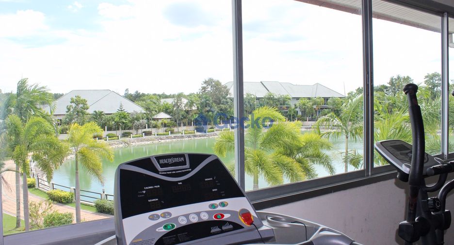 Haus zur Miete mit 3 Zimmer in Bang Lamung, Chonburi