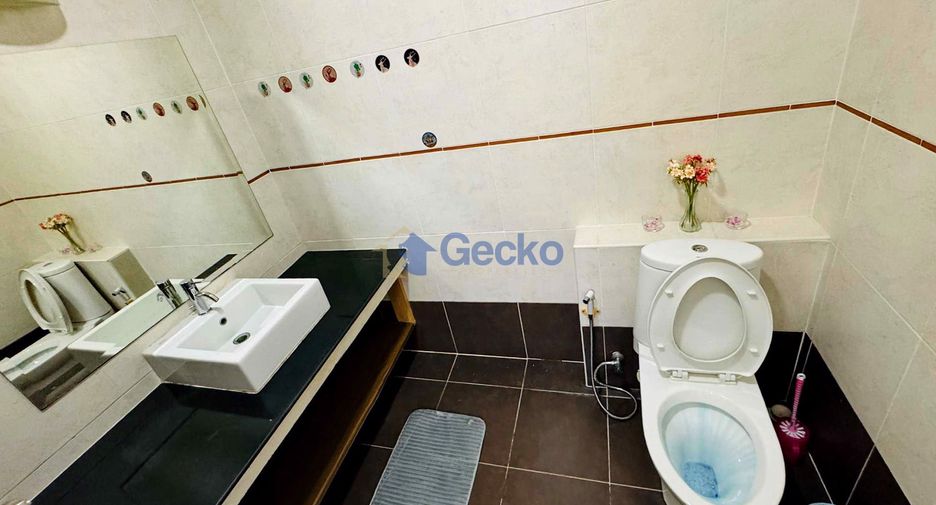 Haus zur Miete mit 3 Zimmer in Bang Lamung, Chonburi