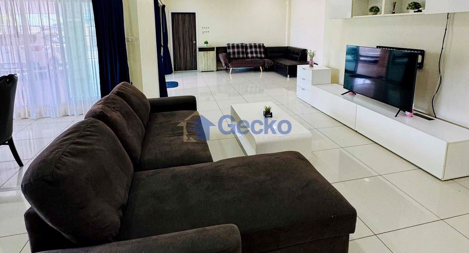 Haus zur Miete mit 3 Zimmer in Bang Lamung, Chonburi