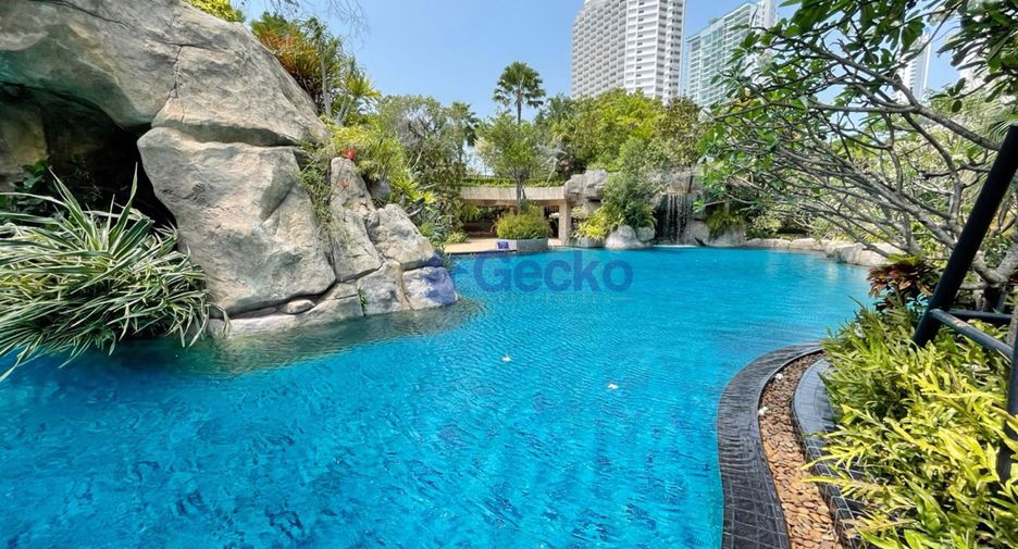 For rent 2 bedrooms condo in Bang Lamung, Chonburi