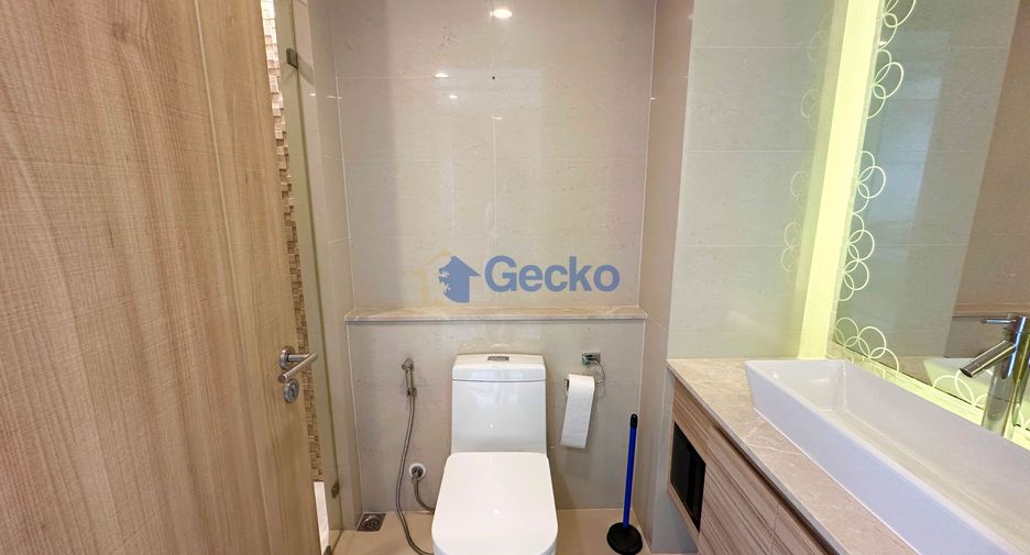 For rent 2 bedrooms condo in Bang Lamung, Chonburi
